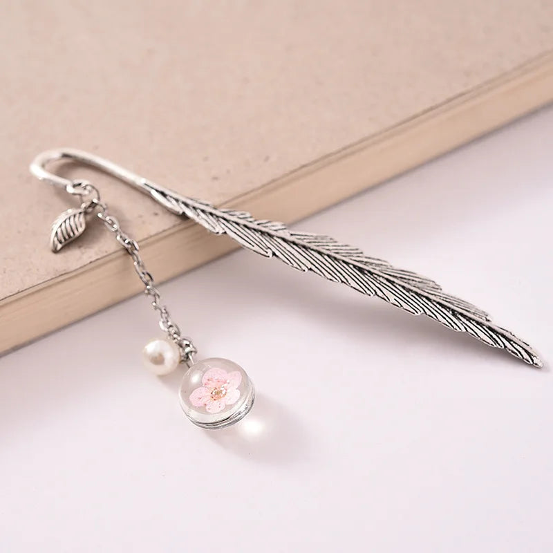 Cute Metal Cartoon Bookmark – Playful & Stylish Book Page Marker