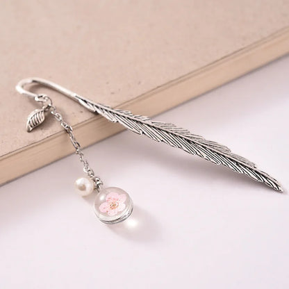 Cute Metal Cartoon Bookmark – Fun & Stylish Book Page Marker